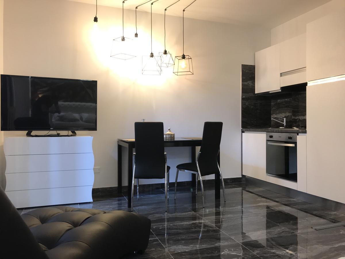 Loft Sirmione Apartment Bagian luar foto